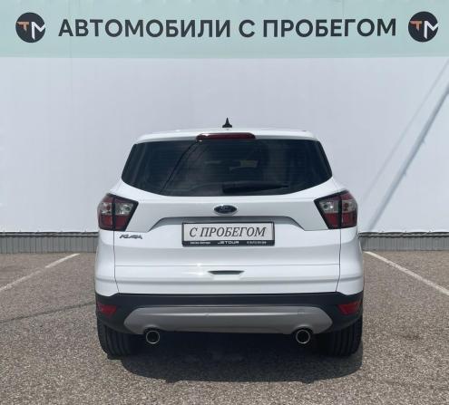 Ford Kuga II Рестайлинг с пробегом 2018 года, цена 1 875 000 рублей, 135705 км, внедорожник, Автокод Объявления