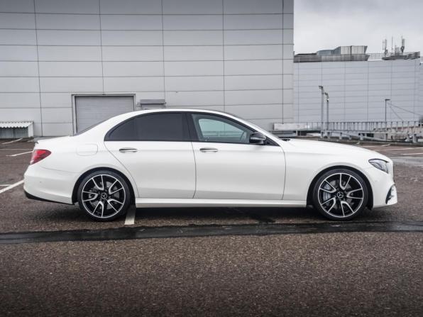 Mercedes-Benz E-Класс AMG V (W213) с пробегом 2018 года, цена 3 998 000 рублей, 101500 км, седан, Автокод Объявления