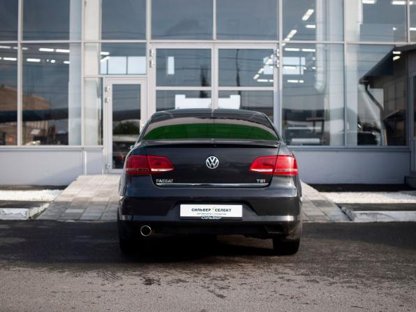 Volkswagen Passat B7 с пробегом 2011 года, цена 900 000 рублей, 230775 км, седан, Автокод Объявления