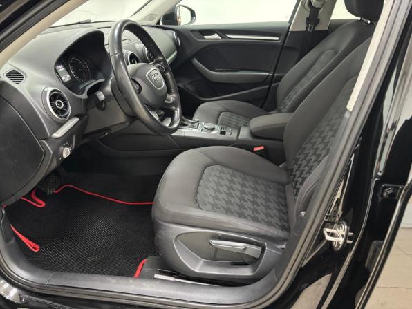 Audi A3 III (8V) с пробегом 2015 года, цена 1 550 000 рублей, 166821 км, седан, Автокод Объявления