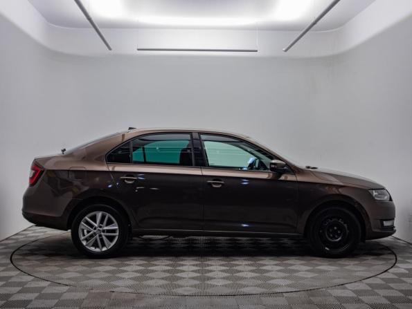 Skoda Rapid I Рестайлинг с пробегом 2019 года, цена 1 024 000 рублей, 204488 км, лифтбек, Автокод Объявления