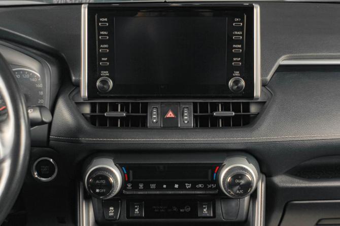 Toyota RAV4 V (XA50) с пробегом 2022 года, цена 2 949 000 рублей, 118000 км, внедорожник, Автокод Объявления
