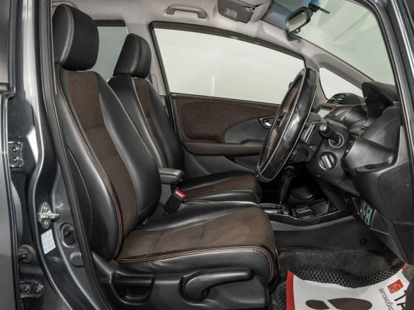 Honda Fit Shuttle I Рестайлинг с пробегом 2013 года, цена 1 070 000 рублей, 138520 км, универсал, Автокод Объявления