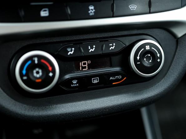 Lada (ВАЗ) Vesta I с пробегом 2019 года, цена 999 000 рублей, 82041 км, универсал, Автокод Объявления