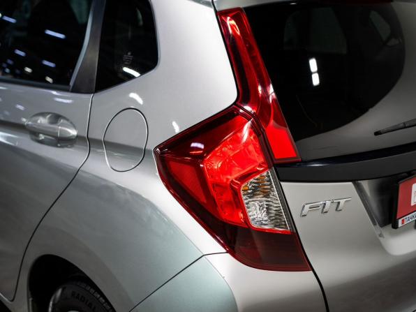 Honda Fit III с пробегом 2013 года, цена 1 060 000 рублей, 114700 км, хэтчбек, Автокод Объявления