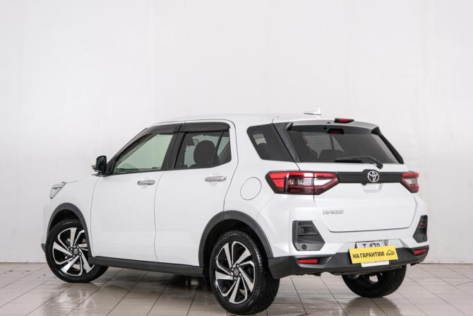 Toyota Raize I с пробегом 2019 года, цена 1 629 000 рублей, 61000 км, внедорожник, Автокод Объявления