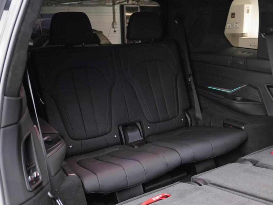 BMW X7 I (G07) Москва  - изображение 9
