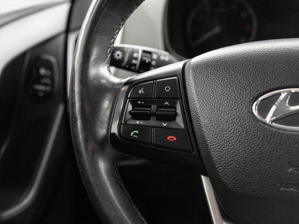 Hyundai Creta I с пробегом 2019 года, цена 1 690 000 рублей, 103011 км, внедорожник, Автокод Объявления