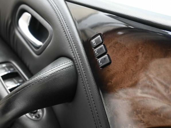 Infiniti QX80 I с пробегом 2013 года, цена 2 599 900 рублей, 157500 км, внедорожник, Автокод Объявления