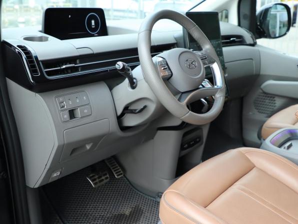 Hyundai Staria I с пробегом 2021 года, цена 4 790 000 рублей, 57285 км, минивэн, Автокод Объявления