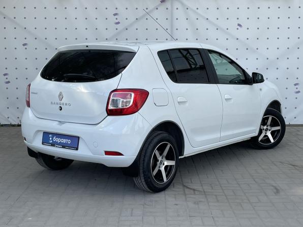 Renault Sandero II с пробегом 2017 года, цена 1 030 000 рублей, 39537 км, хэтчбек, Автокод Объявления