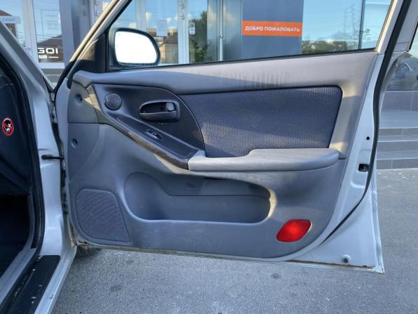Hyundai Elantra III (XD2) Рестайлинг с пробегом 2004 года, цена 235 000 рублей, 570000 км, лифтбек, Автокод Объявления