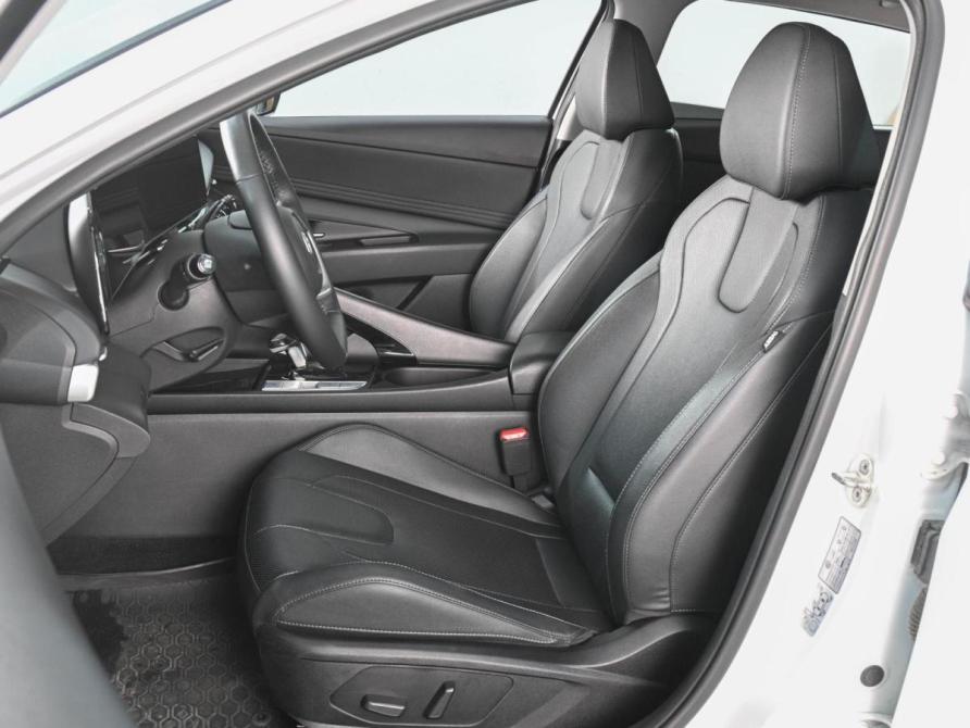 Hyundai Elantra VII (CN7) Рестайлинг Ростов-на-Дону  - изображение 10