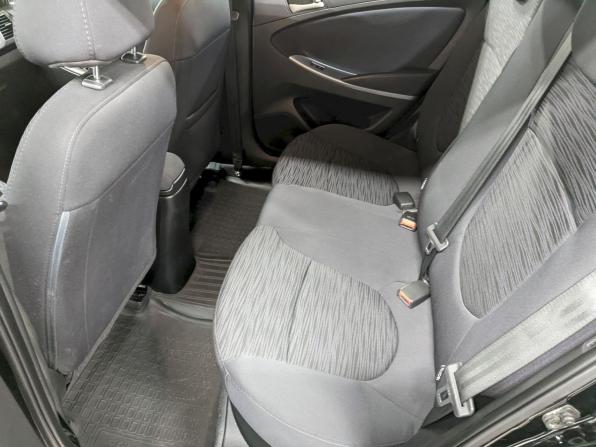 Hyundai Solaris I Рестайлинг с пробегом 2015 года, цена 1 090 000 рублей, 68850 км, хэтчбек, Автокод Объявления