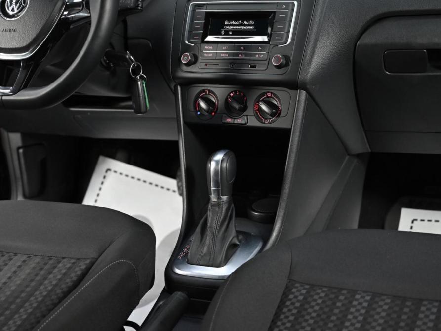 Volkswagen Polo V Рестайлинг Москва  - изображение 9