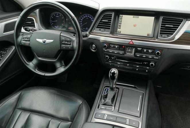 Hyundai Genesis II с пробегом 2014 года, цена 1 800 000 рублей, 164069 км, седан, Автокод Объявления