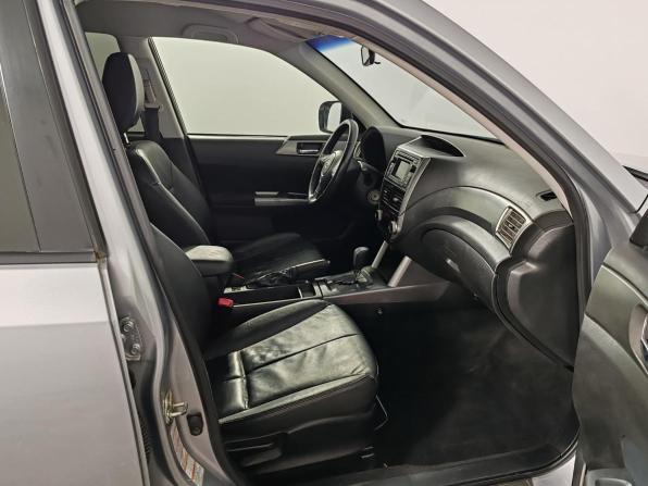 Subaru Forester III Рестайлинг с пробегом 2012 года, цена 1 075 000 рублей, 215226 км, внедорожник, Автокод Объявления
