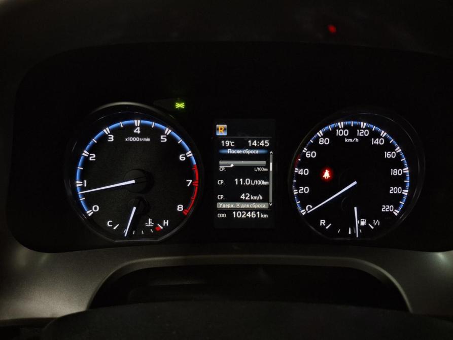 Toyota RAV4 IV (XA40) Рестайлинг Казань  - изображение 16