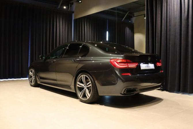 BMW 7 серии VI (G11/G12) с пробегом 2018 года, цена 5 180 000 рублей, 87857 км, седан, Автокод Объявления