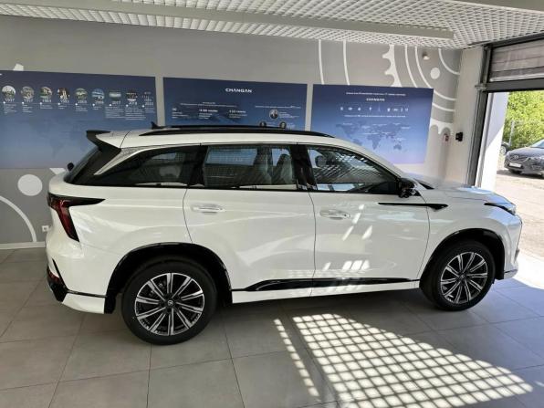 Changan CS75 Plus III с пробегом 2024 года, цена 2 700 000 рублей, 3833 км, внедорожник, Автокод Объявления
