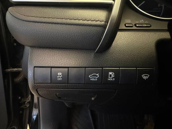 Toyota Camry VIII (XV70) с пробегом 2020 года, цена 2 620 000 рублей, 126330 км, седан, Автокод Объявления
