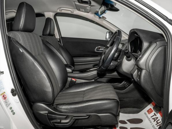 Honda Vezel I с пробегом 2013 года, цена 1 450 500 рублей, 146487 км, внедорожник, Автокод Объявления