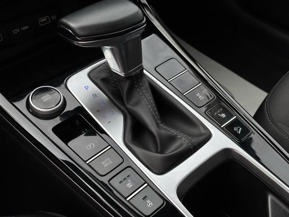 Hyundai Creta II с пробегом 2021 года, цена 2 570 000 рублей, 60621 км, внедорожник, Автокод Объявления