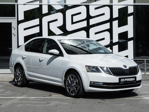 Skoda Octavia III (A7) Рестайлинг с пробегом 2017 года, цена 1 699 000 рублей, 155468 км, лифтбек, Автокод Объявления