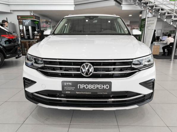 Volkswagen Tiguan II Рестайлинг с пробегом 2021 года, цена 3 950 000 рублей, 33708 км, внедорожник, Автокод Объявления