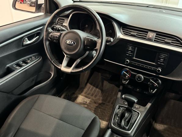 Kia Rio IV Рестайлинг с пробегом 2021 года, цена 1 479 000 рублей, 140000 км, хэтчбек, Автокод Объявления