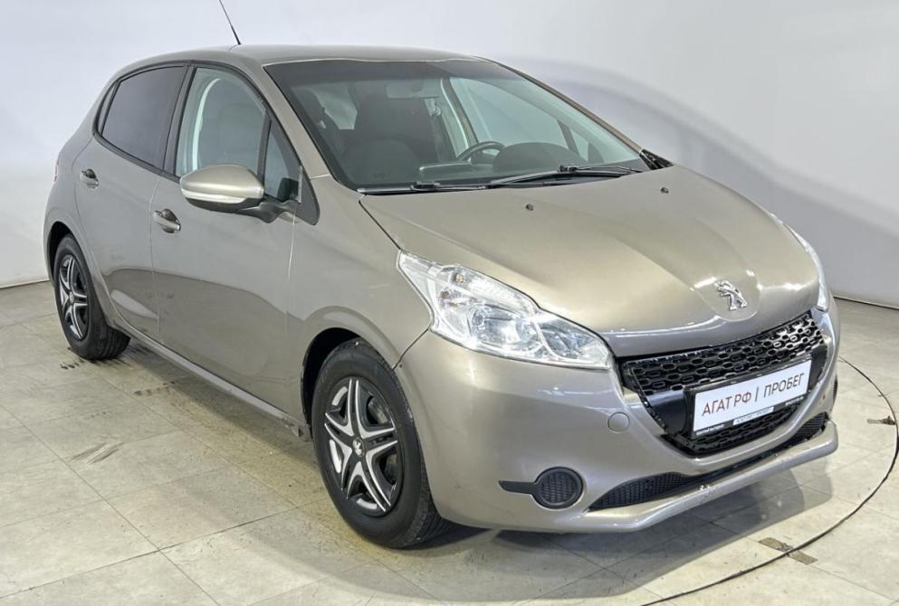 Peugeot 208 I Саранск  - изображение 15