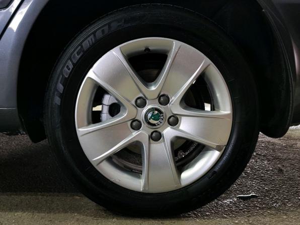 Skoda Octavia II (A5) Рестайлинг с пробегом 2012 года, цена 999 000 рублей, 128359 км, лифтбек, Автокод Объявления