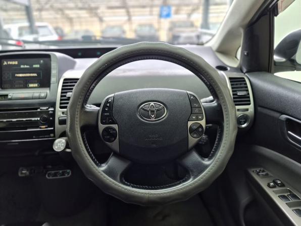 Toyota Prius II Рестайлинг (XW20) с пробегом 2007 года, цена 550 000 рублей, 450395 км, лифтбек, Автокод Объявления