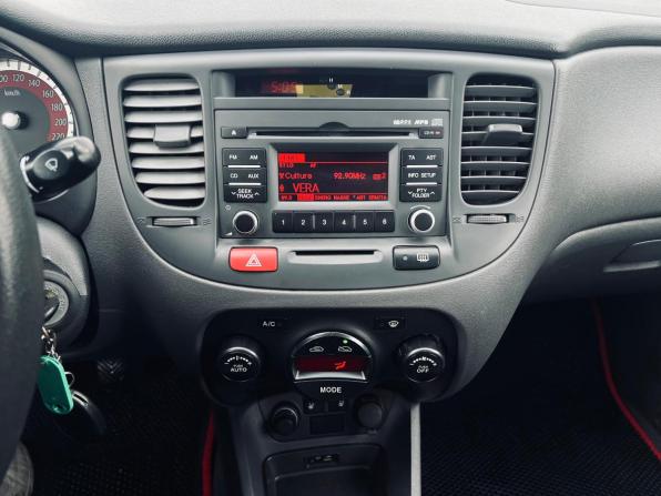 Kia Rio II Рестайлинг с пробегом 2010 года, цена 490 000 рублей, 112000 км, седан, Автокод Объявления