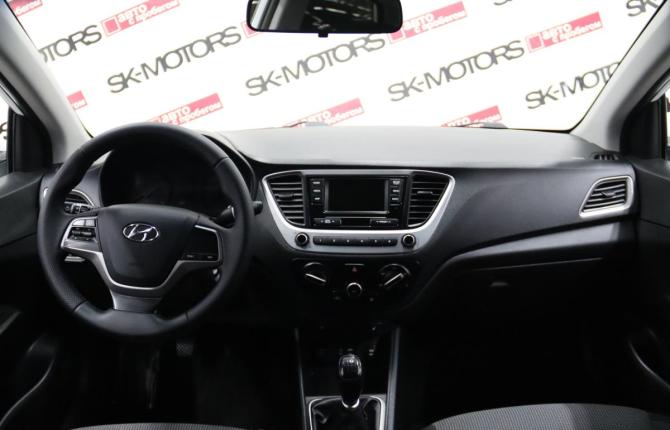 Hyundai Solaris II с пробегом 2018 года, цена 1 040 350 рублей, 184799 км, седан, Автокод Объявления