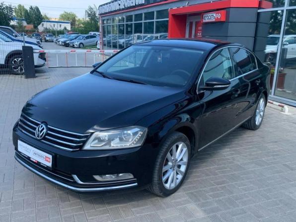 Volkswagen Passat B7 с пробегом 2012 года, цена 989 900 рублей, 225950 км, седан, Автокод Объявления