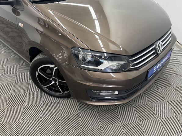 Volkswagen Polo V Рестайлинг с пробегом 2015 года, цена 1 290 000 рублей, 111031 км, седан, Автокод Объявления