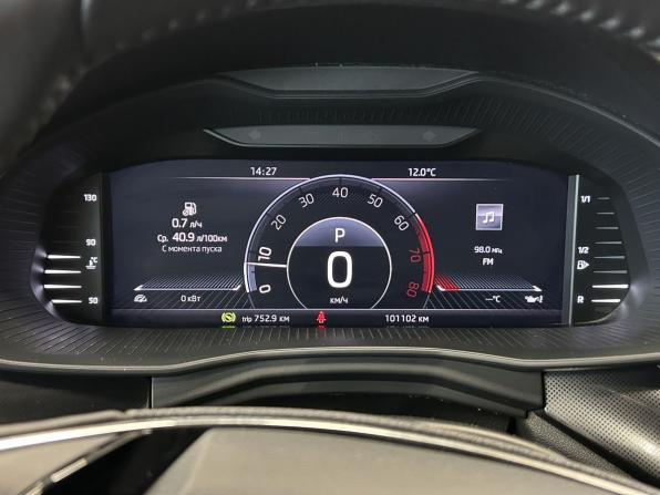 Skoda Rapid II с пробегом 2021 года, цена 910 000 рублей, 101102 км, лифтбек, Автокод Объявления