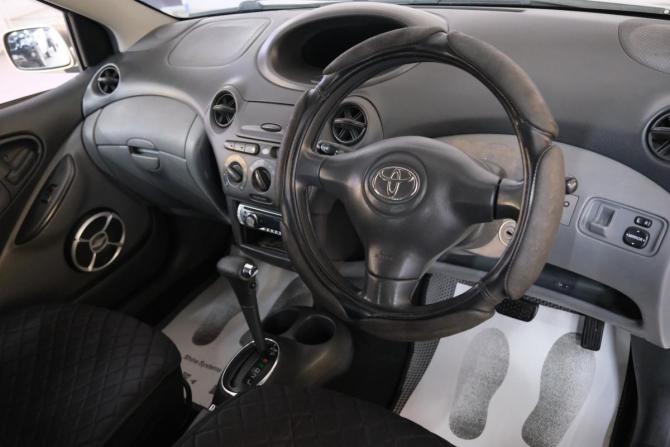Toyota Vitz I (P10) с пробегом 2002 года, цена 429 000 рублей, 241000 км, хэтчбек, Автокод Объявления