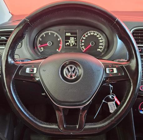 Volkswagen Polo V Рестайлинг с пробегом 2017 года, цена 1 170 000 рублей, 78190 км, седан, Автокод Объявления