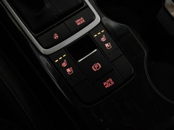 Kia Optima IV Рестайлинг с пробегом 2019 года, цена 1 680 000 рублей, 70725 км, седан, Автокод Объявления