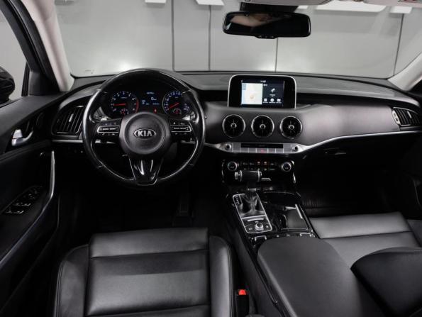 Kia Stinger I с пробегом 2018 года, цена 2 149 000 рублей, 161514 км, лифтбек, Автокод Объявления