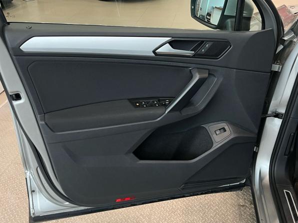Volkswagen Tiguan II с пробегом 2018 года, цена 2 150 000 рублей, 147280 км, внедорожник, Автокод Объявления