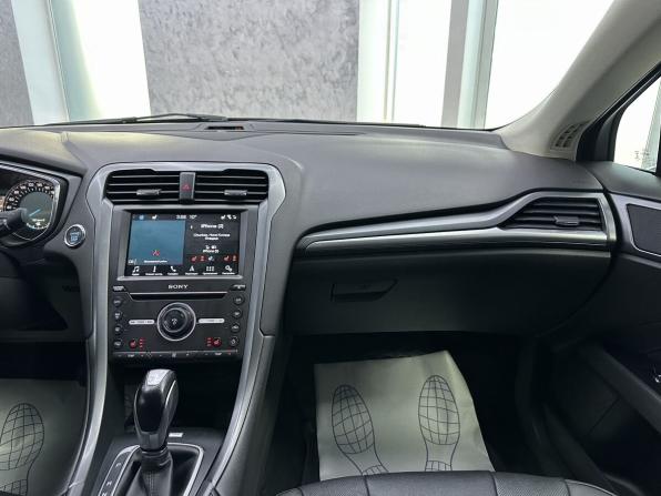 Ford Mondeo V с пробегом 2017 года, цена 1 635 000 рублей, 108938 км, седан, Автокод Объявления