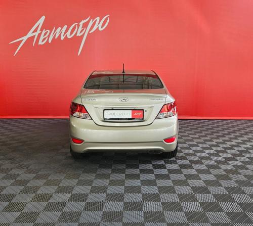 Hyundai Solaris I с пробегом 2011 года, цена 650 000 рублей, 174358 км, седан, Автокод Объявления