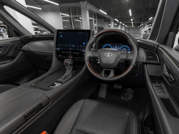Toyota Alphard IV с пробегом 2024 года, цена 8 850 000 рублей, 25335 км, минивэн, Автокод Объявления