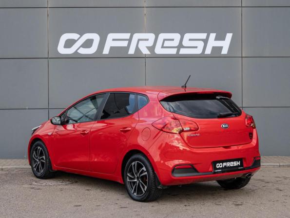 Kia Ceed II с пробегом 2015 года, цена 1 390 000 рублей, 164398 км, хэтчбек, Автокод Объявления