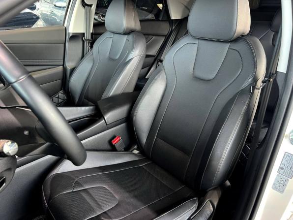 Hyundai Elantra VII (CN7) Рестайлинг с пробегом 2023 года, цена 2 050 000 рублей, 30000 км, седан, Автокод Объявления