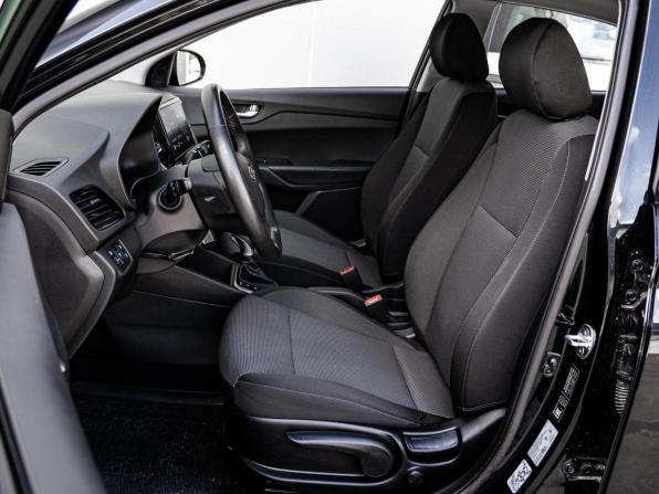 Hyundai Solaris II Рестайлинг с пробегом 2021 года, цена 1 550 000 рублей, 62896 км, седан, Автокод Объявления