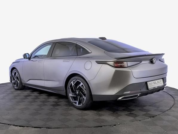 Changan Lamore с пробегом 2023 года, цена 1 970 000 рублей, 21400 км, седан, Автокод Объявления